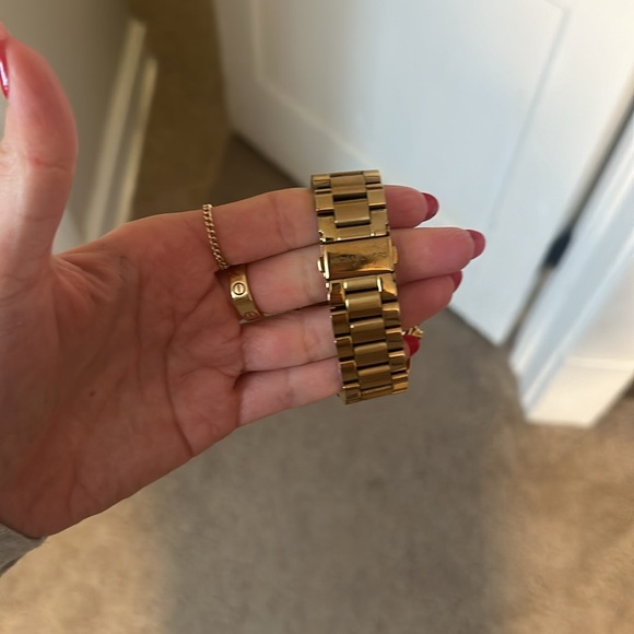 MK Watch - Picture 4 of 6